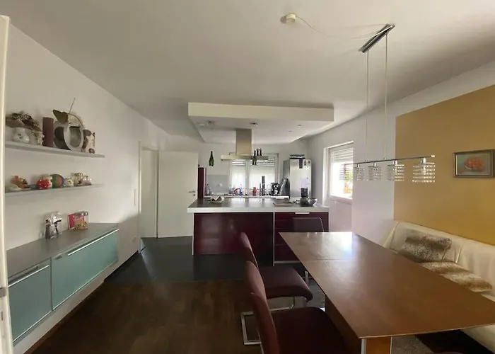 Haus Mit Garten Und 2 Schlafzimmern Neumarkt in der Oberpfalz